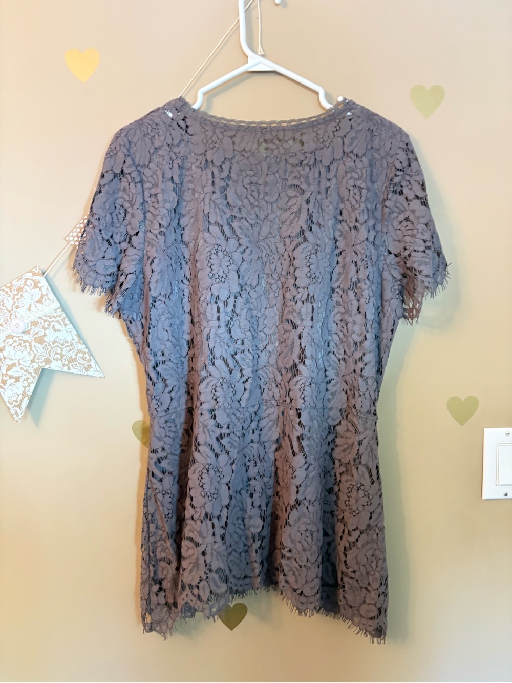 Isaac Mizrahi Lace Peplum Top Blouse Size Large - Picture 9 of 10